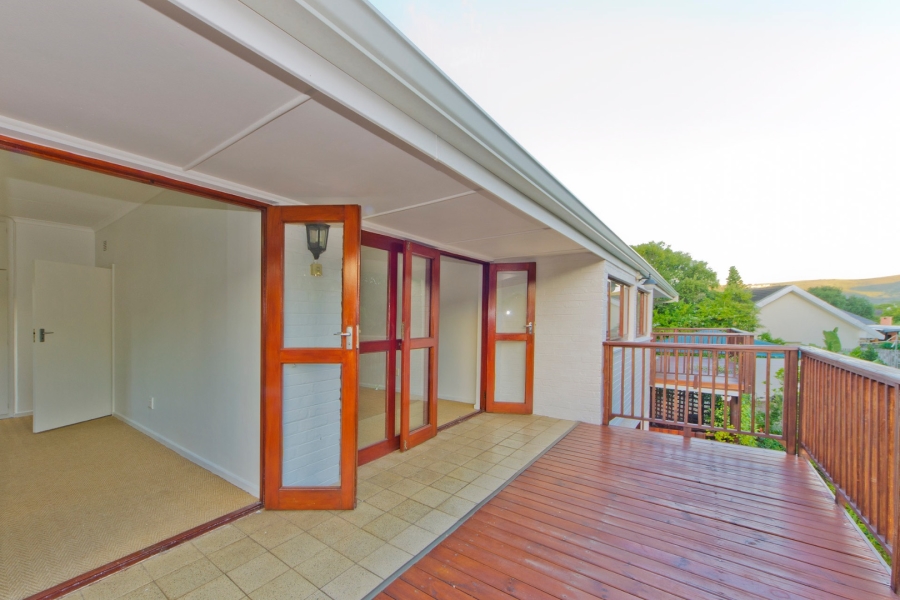 6 Bedroom Property for Sale in Leisure Isle Western Cape